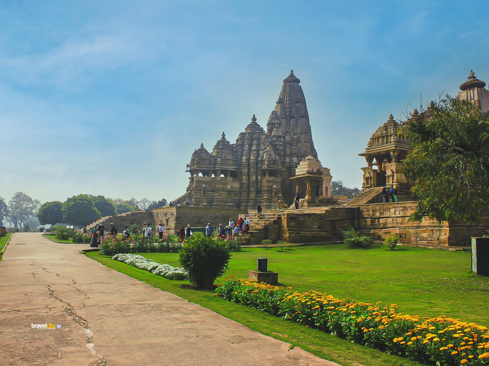 kandariya mahadev, temples of khajuraho, khajuraho monument, largest temple of khajuraho group of monuments, shiv, mahadev, mp temple