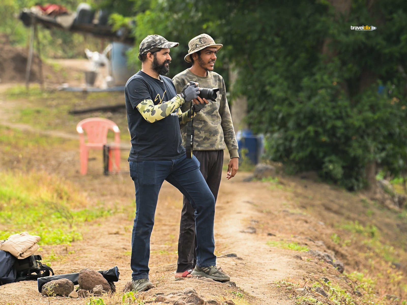 gaurav shelar guiding to spot birds at farm